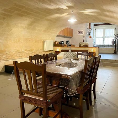 La Perla Di Tufo Villa Matera Luaran gambar
