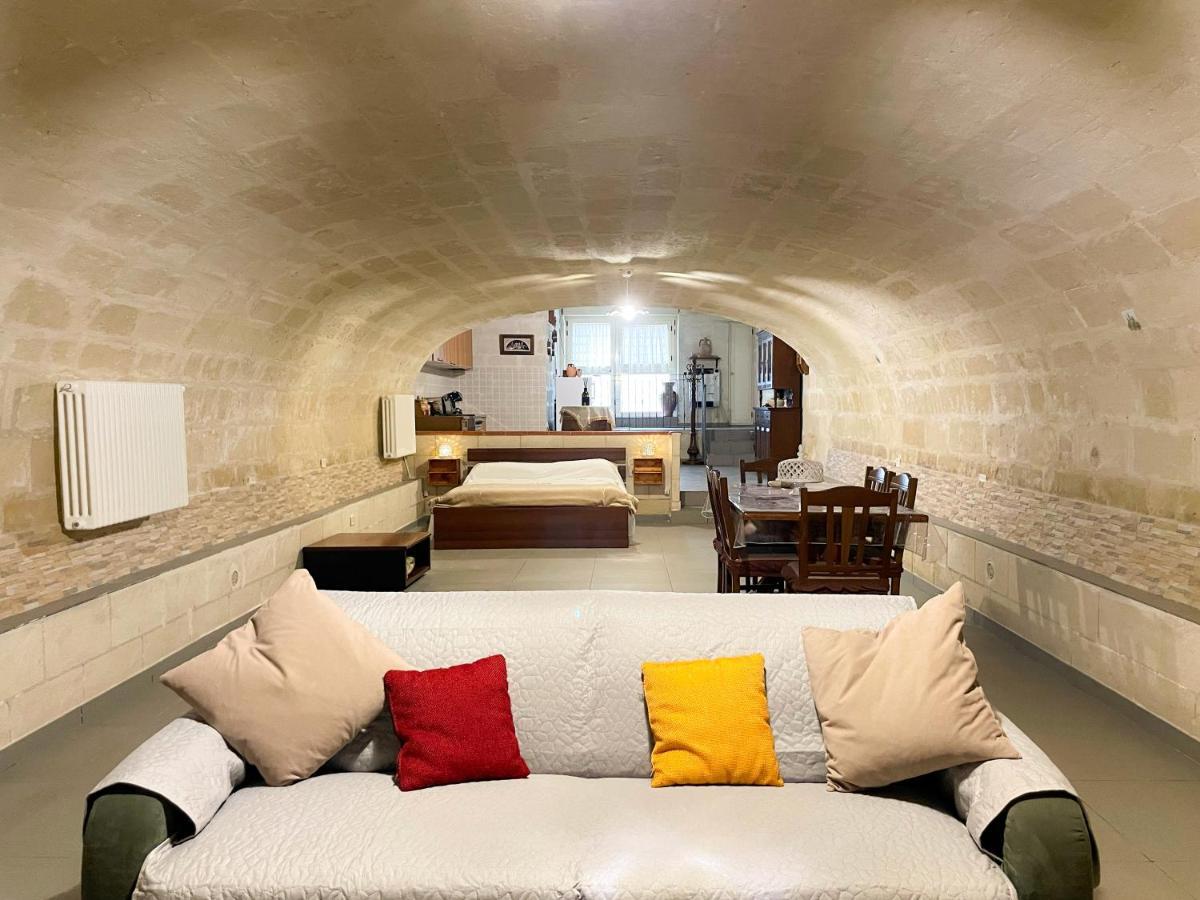 La Perla Di Tufo Villa Matera Luaran gambar